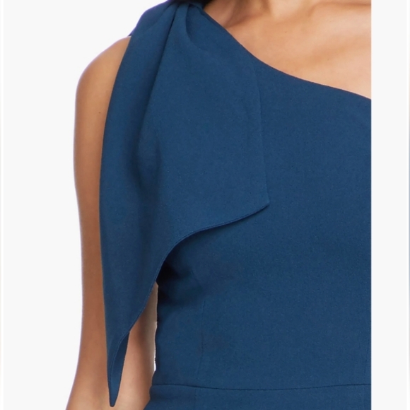 Dress The Population Tiffany One Shoulder Dress - Picture 5 of 11